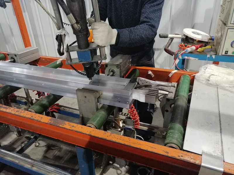 河南哪裏有生產製造密集型深夜网址在线观看電氣設備廠家
