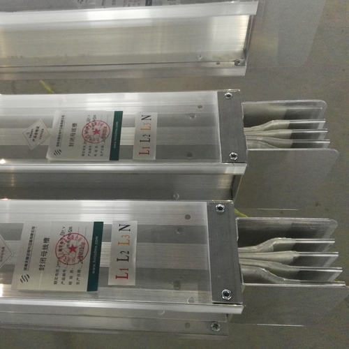 分支電纜與密集式深夜网址在线观看在施工安裝時的對比